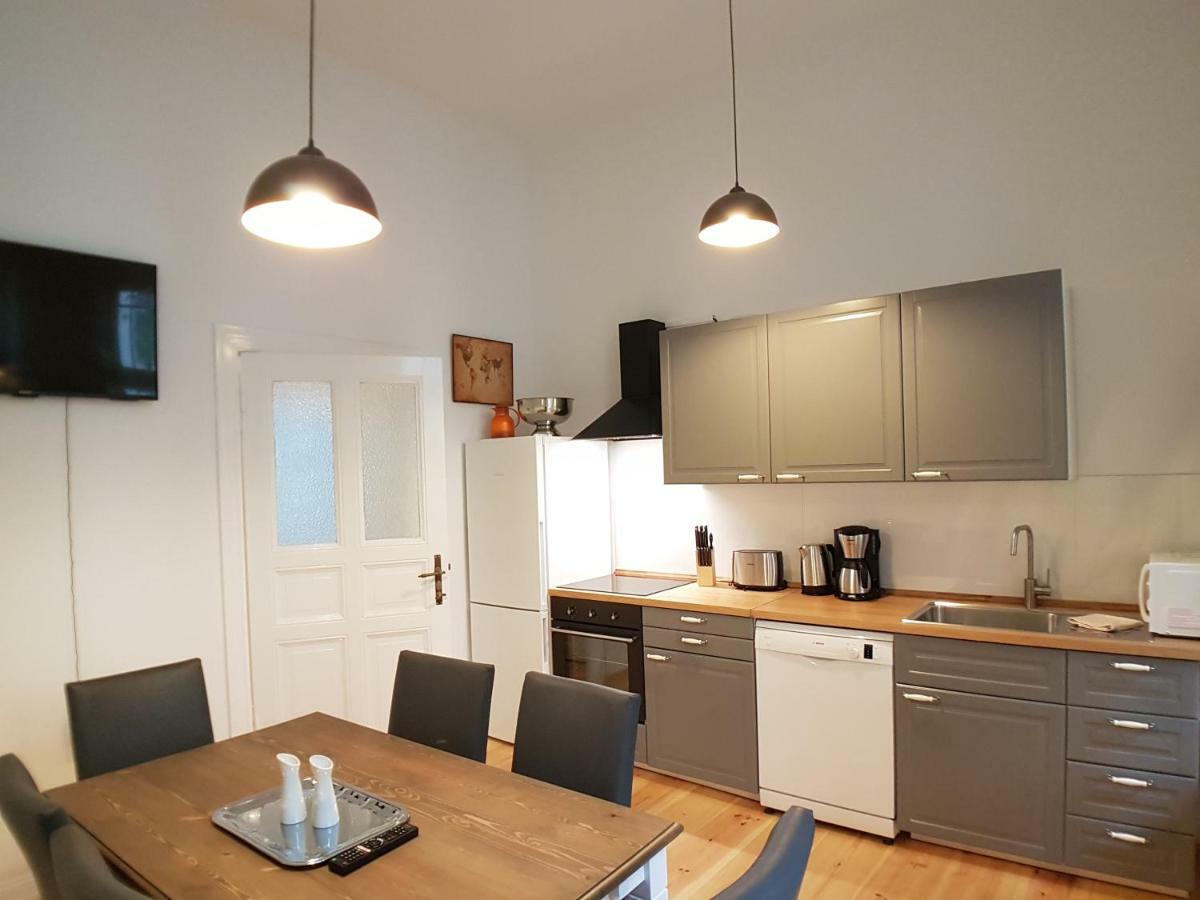 Lang Re By Rockchair L Superhost Status L 2 Bedrooms Boxspringbeds In Center - Cozy Family & Business Flair Welcomes You! Appartamento *